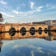 Римини мост Мост Тиберия Римини